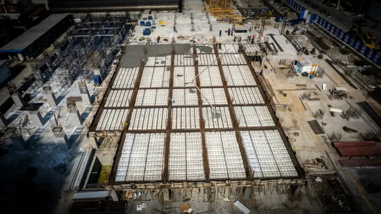 فورسیزن آبان 1403 (اجرای سقف دوم و سازه اصلی)